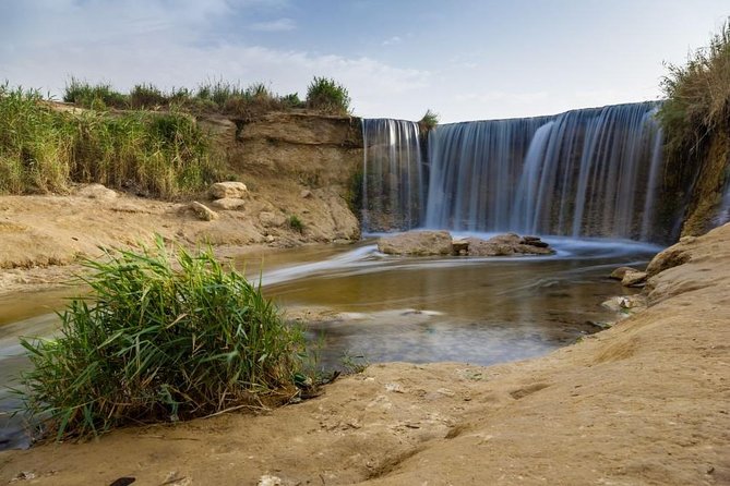 Full-Day Fayoum Oasis and Waterfalls of Wadi El-Rayan Tour from Cairo - Fayoum’s mummy portraits and museum stop