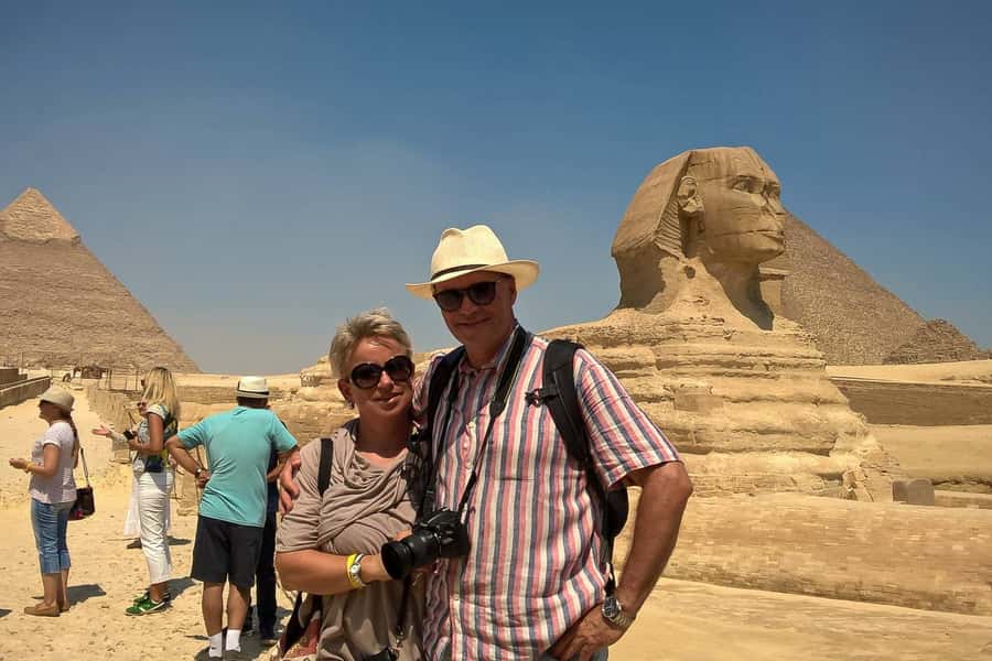 Giza Pyramids and Sphinx: Half-Day Private or Group Tour - Cheops, Chephren, and Mykerinos: three very different pyramids