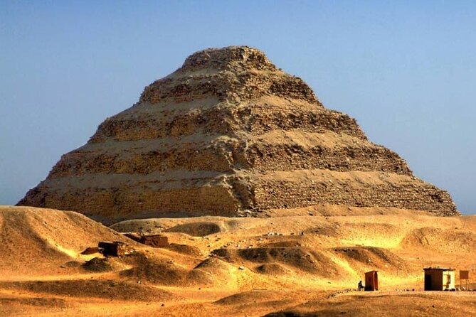 Giza Pyramids, Memphis, Sakkara Tour - Starting at the Pyramids of Giza