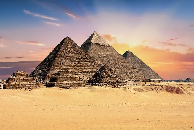 Half-Day Private tour to Pyramids of Giza and Sphinx - Papyrus Institute and optional shopping