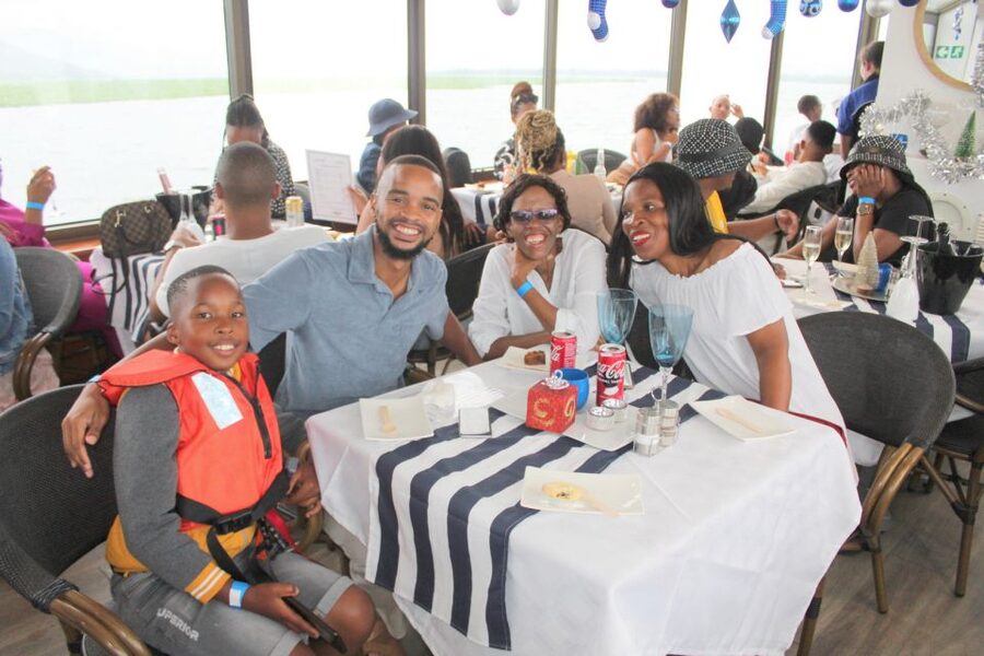 Hartbeespoort Dam: The Luxury Alba Boat Cruise with Food - Yacht club, Zoo, and the dam wall archway