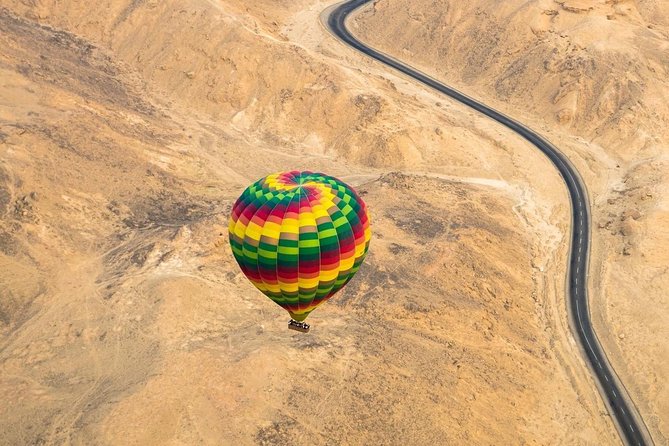 Hot Air Balloon Ride in Luxor Egypt with Transfers Included - Why the sunrise flight gives Luxor a different face