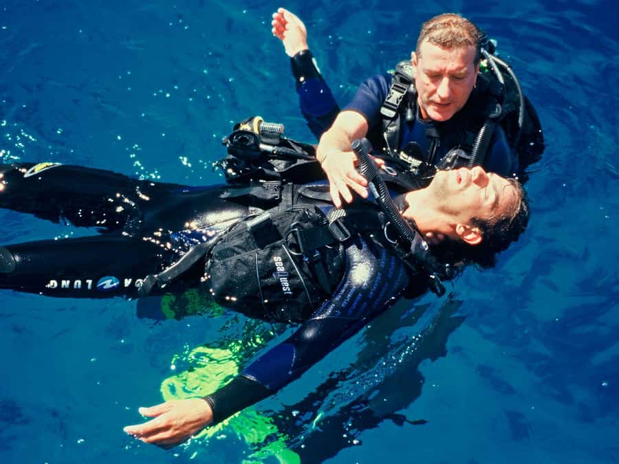 Hurghada: 3-Day PADI Open Water Diving Course - Who should book this course?