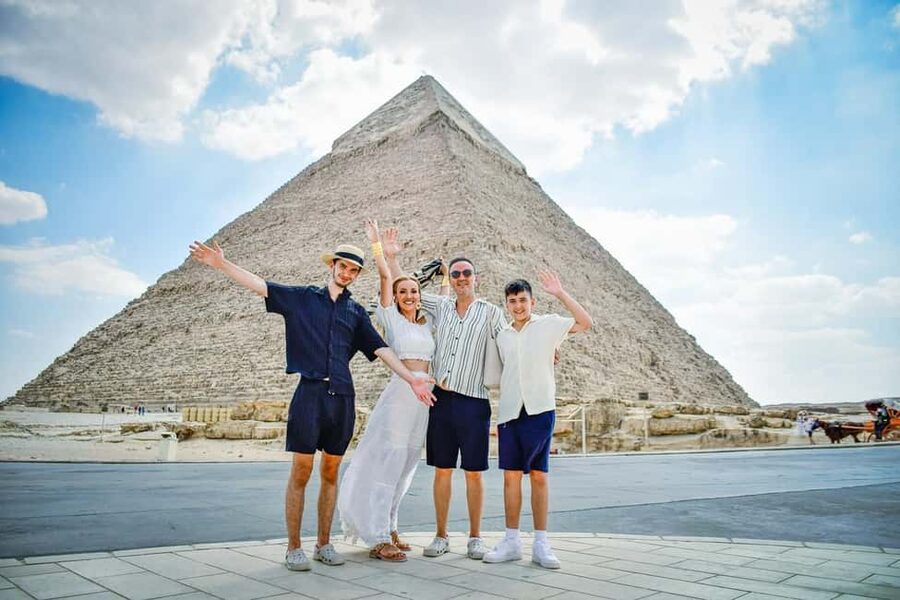 Hurghada: Cairo Pyramids, Sphinx & Egyptian Museum Day Trip - The real price of seeing Cairo from Hurghada