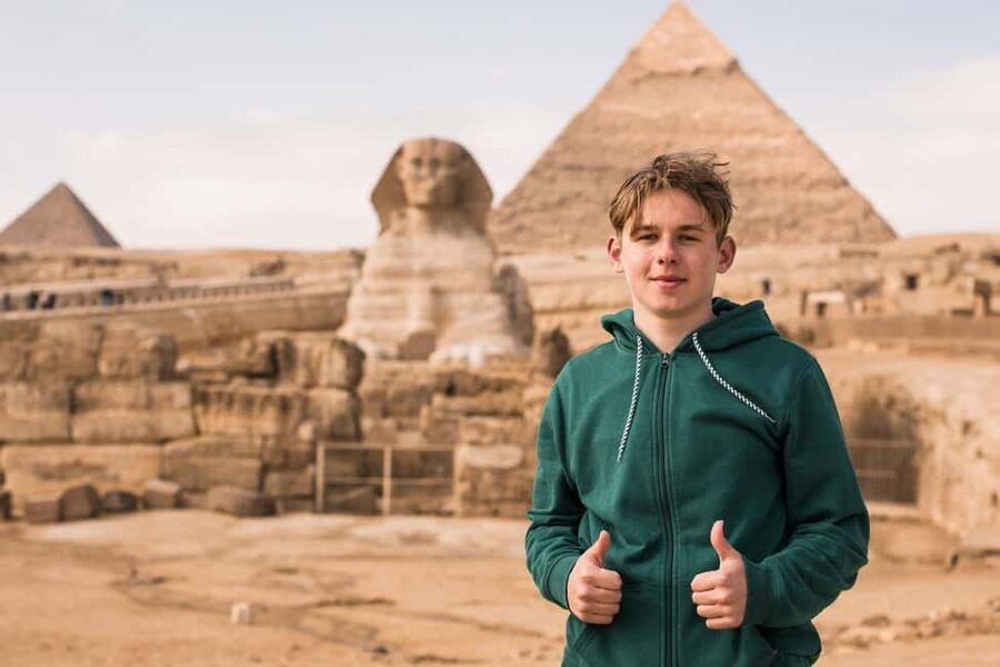 Hurghada: Cairo Pyramids, Sphinx & Egyptian Museum Day Trip - Practical details that make the day better