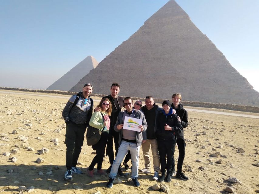Hurghada: Cairo Pyramids, Sphinx & Egyptian Museum Day Trip - The guides and drivers shape the day