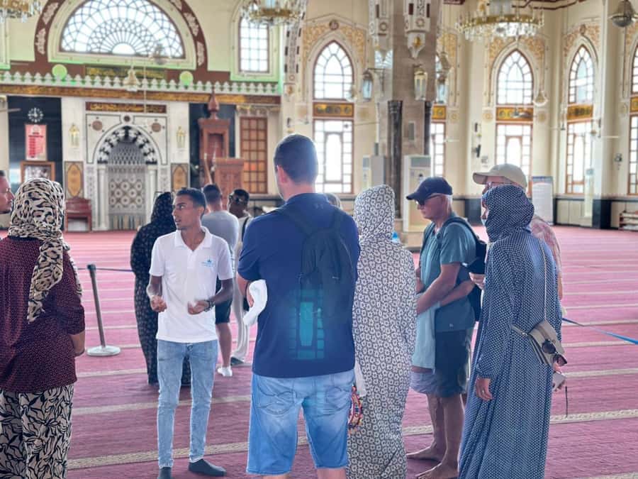 Hurghada: City Guided Tour with Local Market Stop - Al Mina Mosque and its two minarets