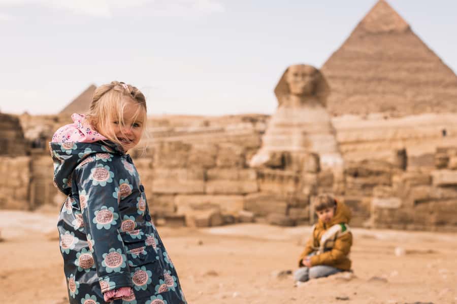 Hurghada Day Trip to Giza Pyramids, Sphinx, Museum and lunch - Extra costs and small details that matter
