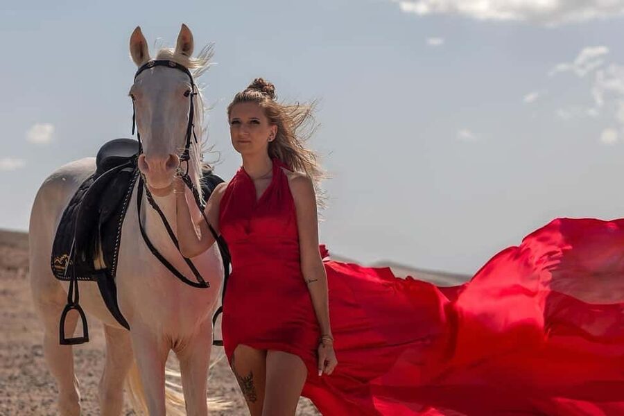 Hurghada: Desert & Sea Horse Riding with + 360° Photos - What to bring and what to clarify