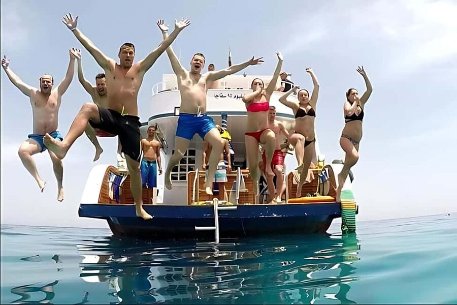 Hurghada: Dolphin Cruise with Snorkeling & Buffet Lunch - Who will enjoy this cruise most