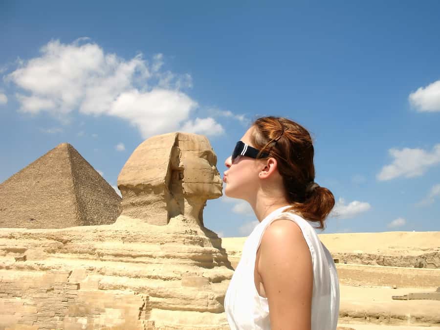 Hurghada: Full-Day Trip to Cairo by Plane - The flight and Cairo arrival