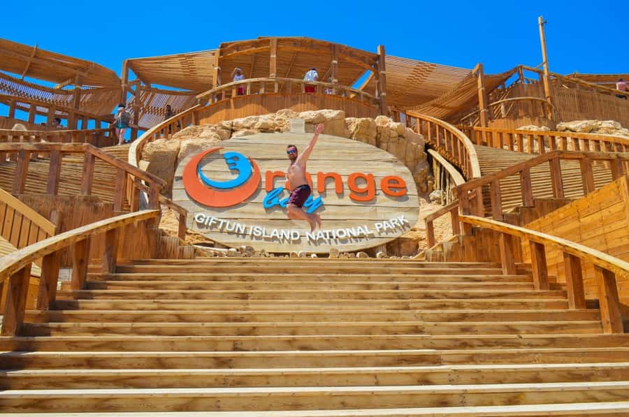 Hurghada: Giftun Island Orange Bay Speedboat Cruise & Lunch - Hotel pickup, marina timing, and the small details