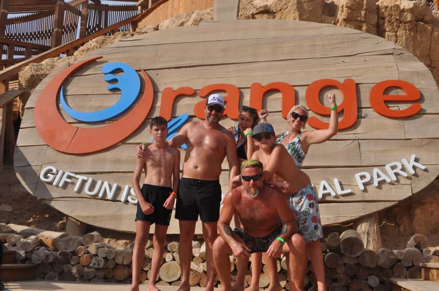 Hurghada: High-Speed Sea Taxi Tour to Orange Bay or Magawish - Speedboat comfort, wind, and family suitability