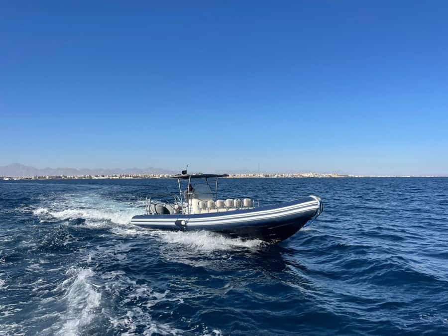 Hurghada: High-Speed Sea Taxi Tour to Orange Bay or Magawish - Orange Bay: soft sand, easy swimming, and a lively setting