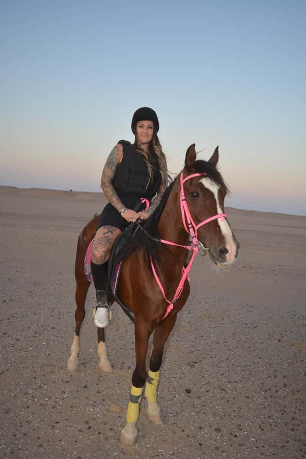 Hurghada: Horse Ride, BBQ Dinner, and Stargazing - What the one-hour horse ride feels like