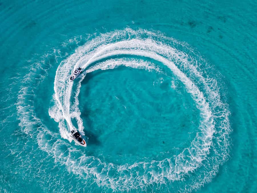 Hurghada: Hula Hula Speedboat w/ Optional Snorkeling & Lunch - Banana boat, sofa boat, and easygoing fun