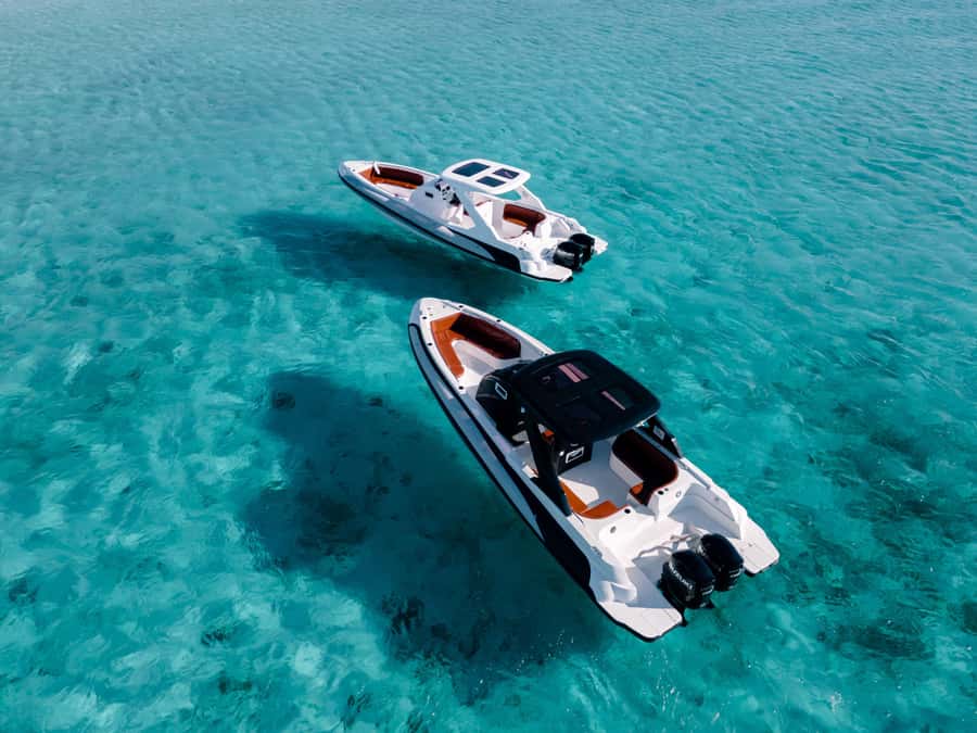 Hurghada: Hula Hula Speedboat w/ Optional Snorkeling & Lunch - A 20-minute speedboat across the Red Sea