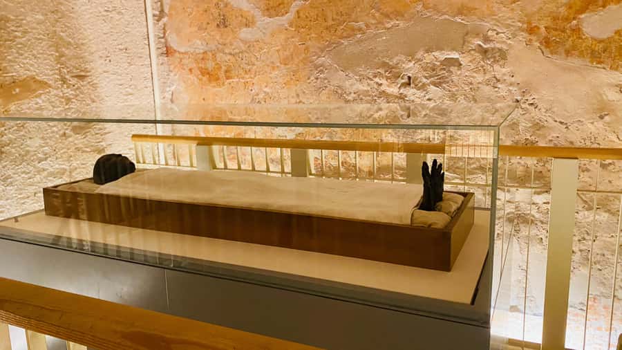 Hurghada: Luxor Tour with Valley of Kings, Karnak & Tut Tomb - Karnak Temple: the morning’s biggest spectacle