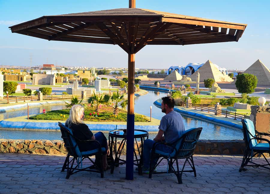 Hurghada: Mini Egypt Park Entry Ticket, Tour, and Transfers - Luxor, Karnak, and the Valley of the Kings