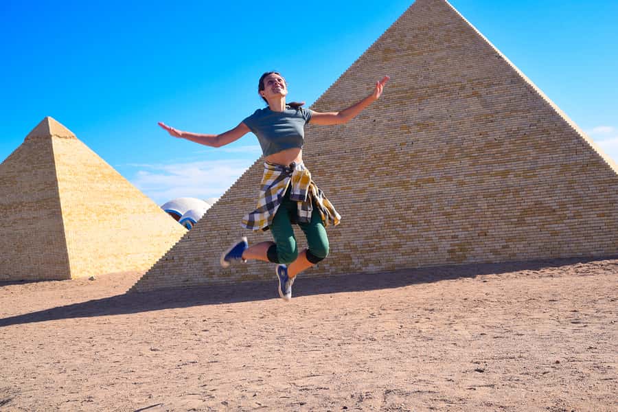 Hurghada: Mini Egypt Park Entry Ticket, Tour, and Transfers - The 30-minute minibus ride from Hurghada