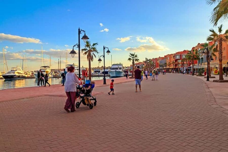 Hurghada: Morning or Sunset Sights Guided Tour with Shopping - The harbor, fisherman, and Red Sea views