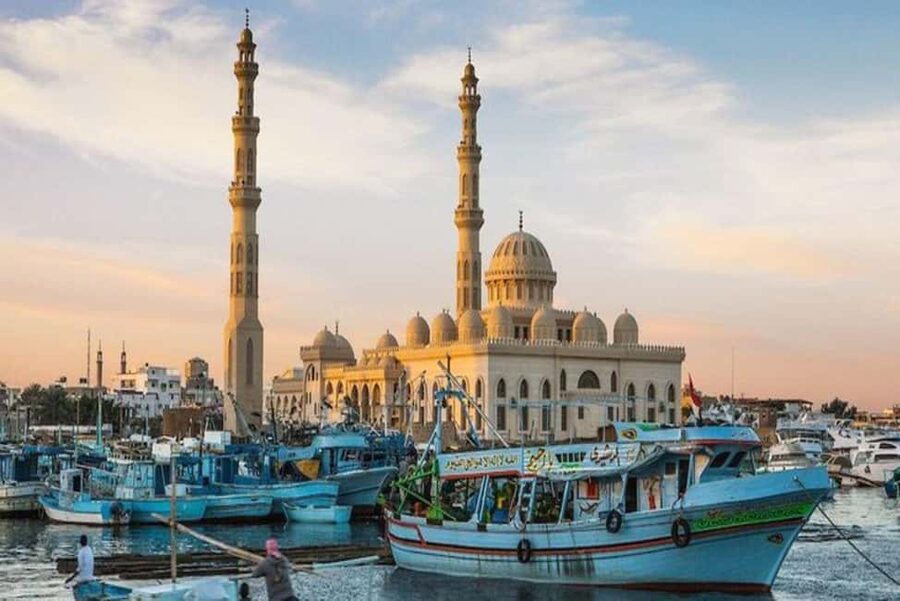 Hurghada: Morning or Sunset Sights Guided Tour with Shopping - Markets, bazaar stops, and the art of shopping