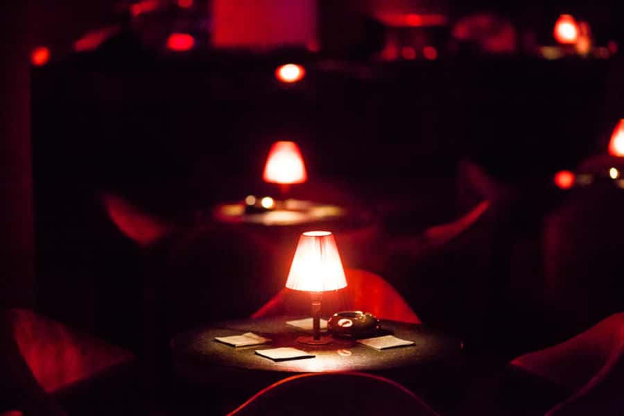 Hurghada: Naz Cabaret ticket with beverages - Dress code and entry rules