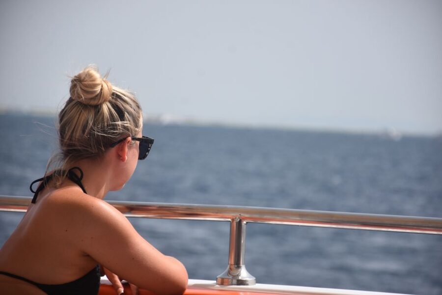 Hurghada or Makadi: Discover the Magic of Dolphin House - What the boat day looks like from pickup to lunch