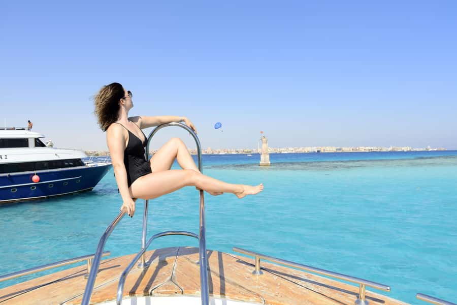 Hurghada: Orange Bay Island Boat Trip w/ Breakfast and Lunch - Lunch on board: simple, filling, and useful