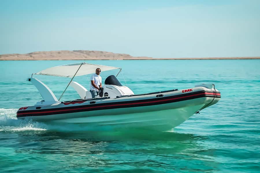 Hurghada: Orange Bay & Magawish Island Speedboat with Lunch - Optional parasailing from above the Red Sea