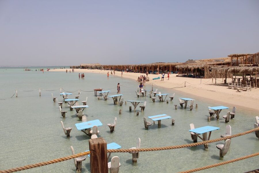 Hurghada: Orange Bay Snorkeling with Lunch & Optional Diving - Who should book this Orange Bay trip?