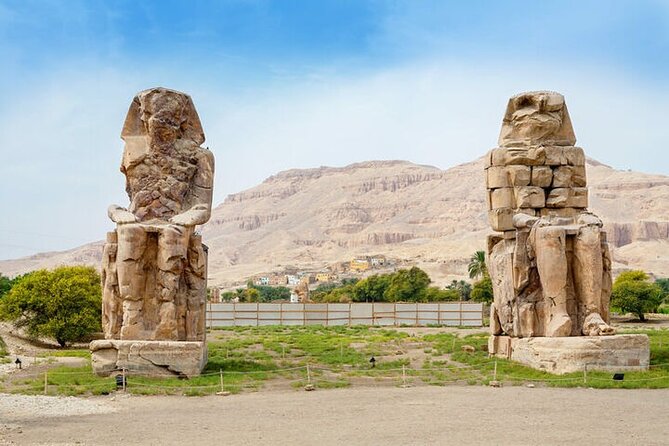 Hurghada: Over Day Tour to Luxor & Balloon Ride & Felucca - The four-hour road from Hurghada to Luxor