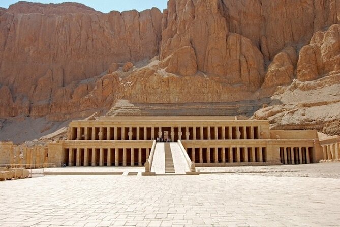 Hurghada: Over Day Tour to Luxor & Balloon Ride & Felucca - A camel ride through villages and farmland