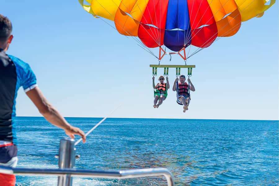 Hurghada: Parasailing Adventure on the Red Sea - Boarding the boat and preparing to fly