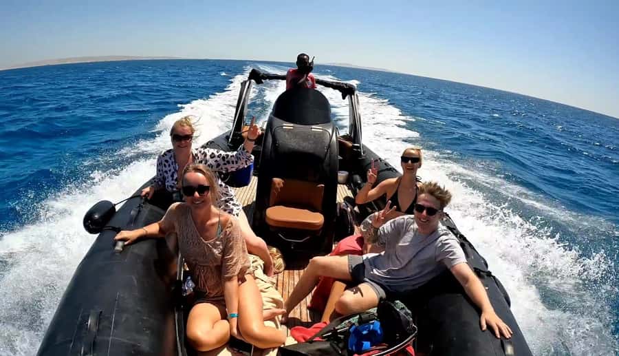 Hurghada: Private Speedboat to Dolphin House with Pickup - What the private format is really worth