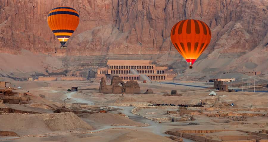 Hurghada: Small-Group Luxor Day Tour & Sunrise Balloon Ride - Tea before takeoff