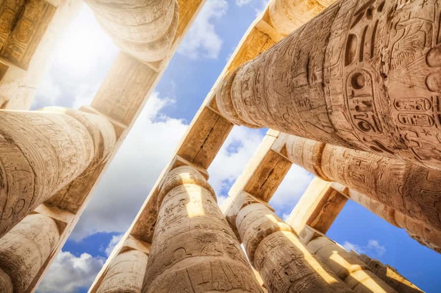 Hurghada: Small-Group Luxor Day Tour & Sunrise Balloon Ride - Hatshepsut Temple and the cliffs of Deir el-Bahari