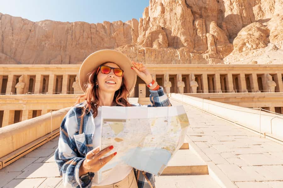 Hurghada: Small-Group Luxor Highlights & Tut Tomb Day Tour - Why Luxor is worth the long ride from Hurghada