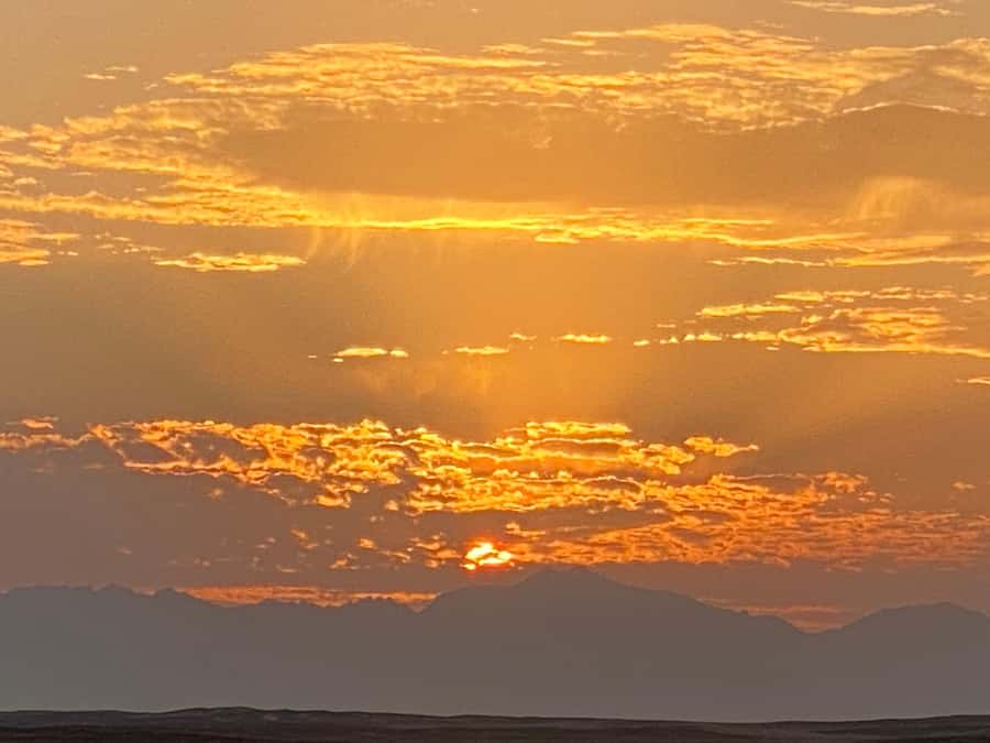 Hurghada: Sunset Camel Ride with Dinner - From Hurghada hotels to the desert meeting point