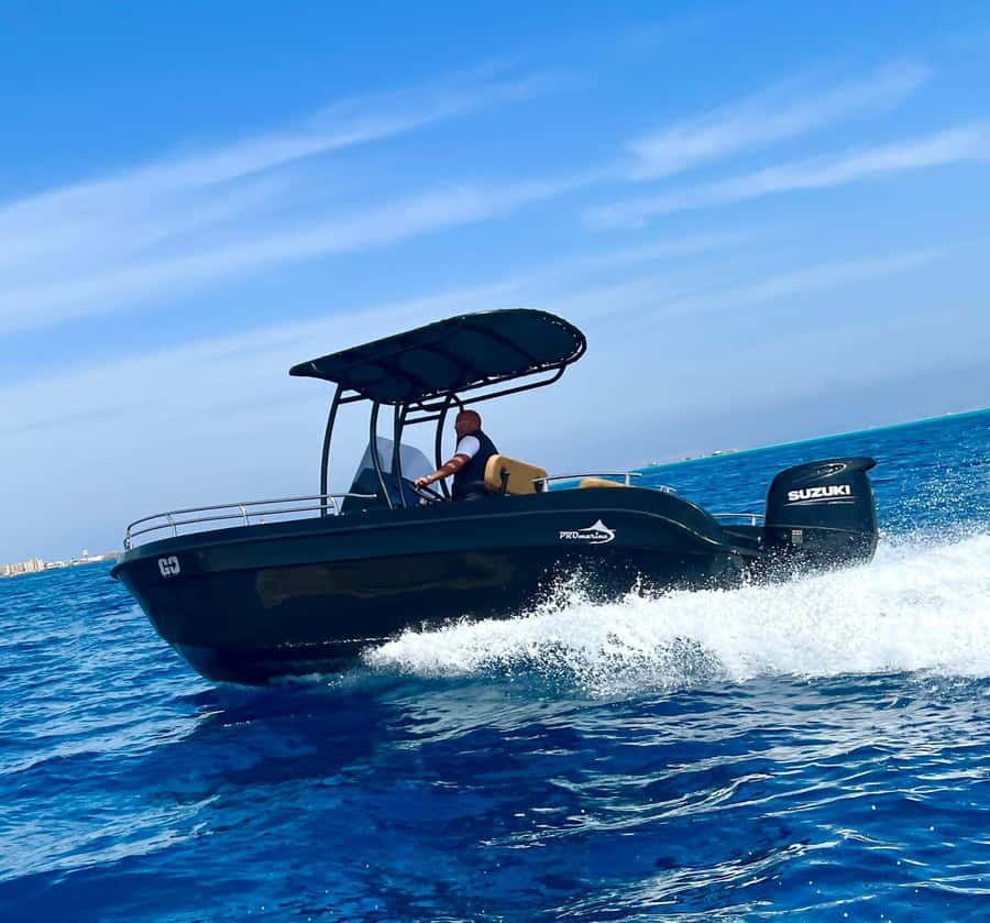 Hurghada: White Island Speedboat Tour, Snorkeling, & Lunch - Two 20-minute snorkeling stops
