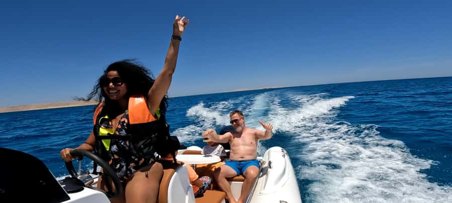Hurghada: White Island Speedboat Tour, Snorkeling, & Lunch - What to pack for a more comfortable day