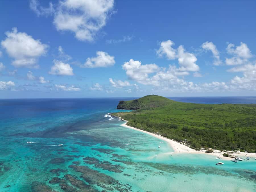 Ilot Gabriel: Catamaran Cruise & BBQ Lunch - Snorkeling, swimming, and the value of your own gear