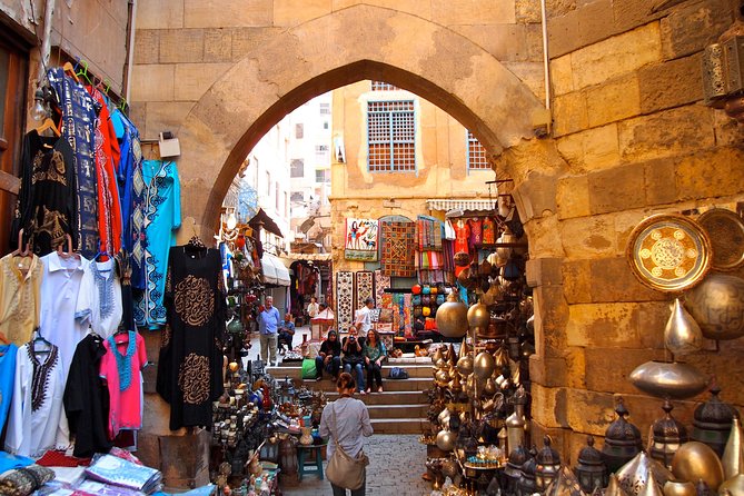 Islamic Cairo Walking Tour: Khan el Khalili, Al-Azhar Mosque - Why Islamic Cairo is best explored on foot