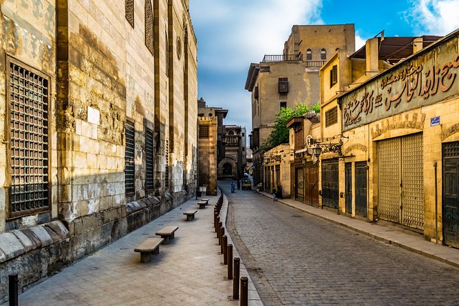 Islamic Cairo Walking Tour: Khan el Khalili, Al-Azhar Mosque - Who should book this Cairo walking tour