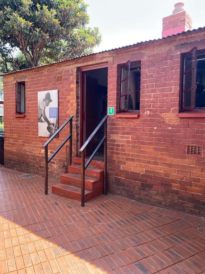 Johannesburg: Full-Day Tour with Soweto and Apartheid Museum - Key points at a glance