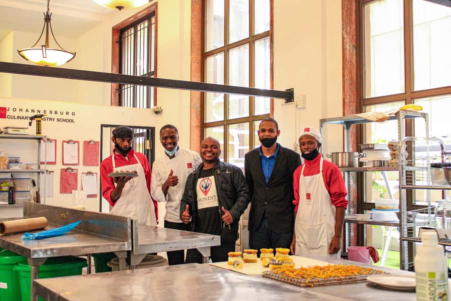 Johannesburg: Local Food Tasting Guided Walking Tour - Key points to know before booking