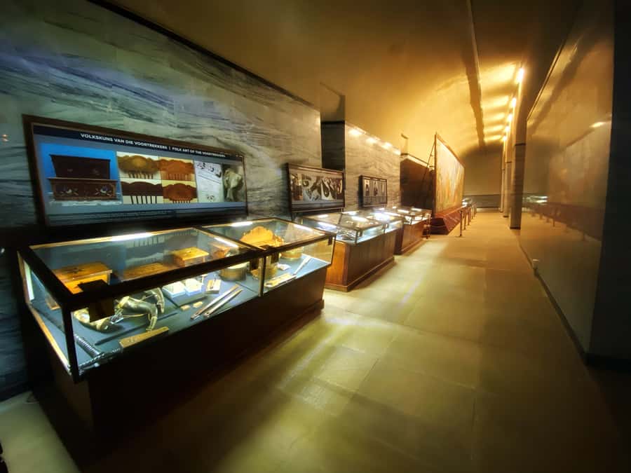 Johannesburg: Pretoria and Cullinan Diamond Mine Tour - Who will enjoy this day most