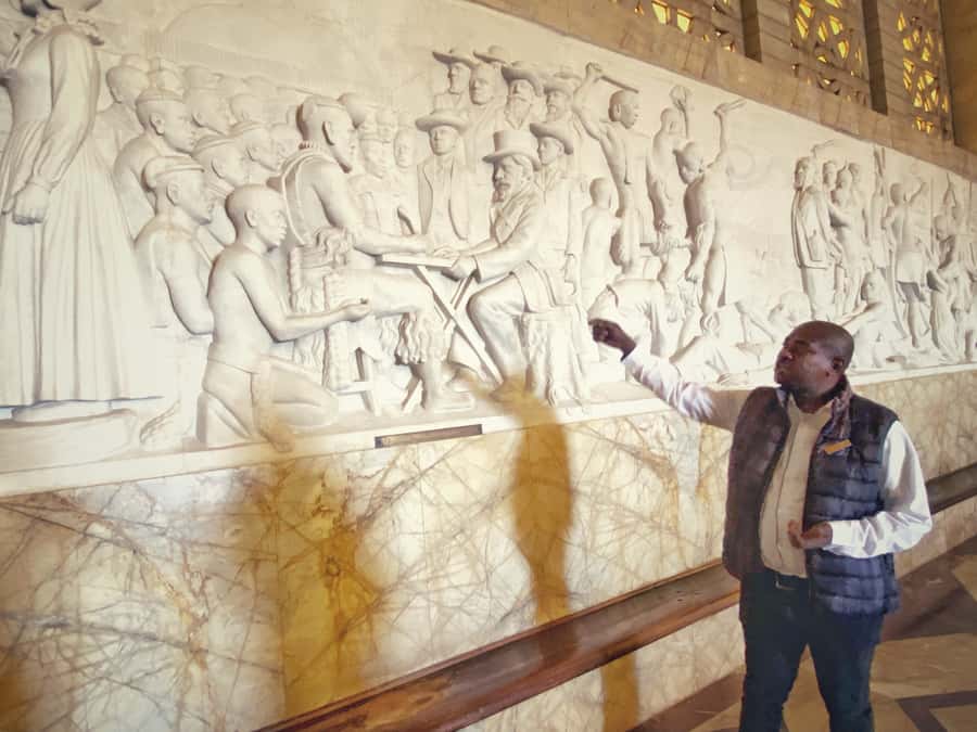 Johannesburg: Pretoria and Cullinan Diamond Mine Tour - How the price compares with the experience