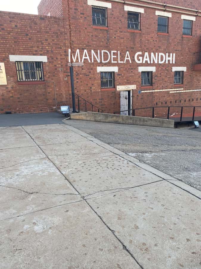 Johannesburg: Soweto & Apartheid Museum Half-Day Tour - Who should book this experience