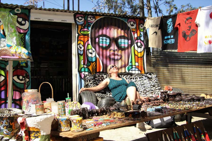 Johannesburg: Soweto Half-Day Tour - Entering an informal settlement